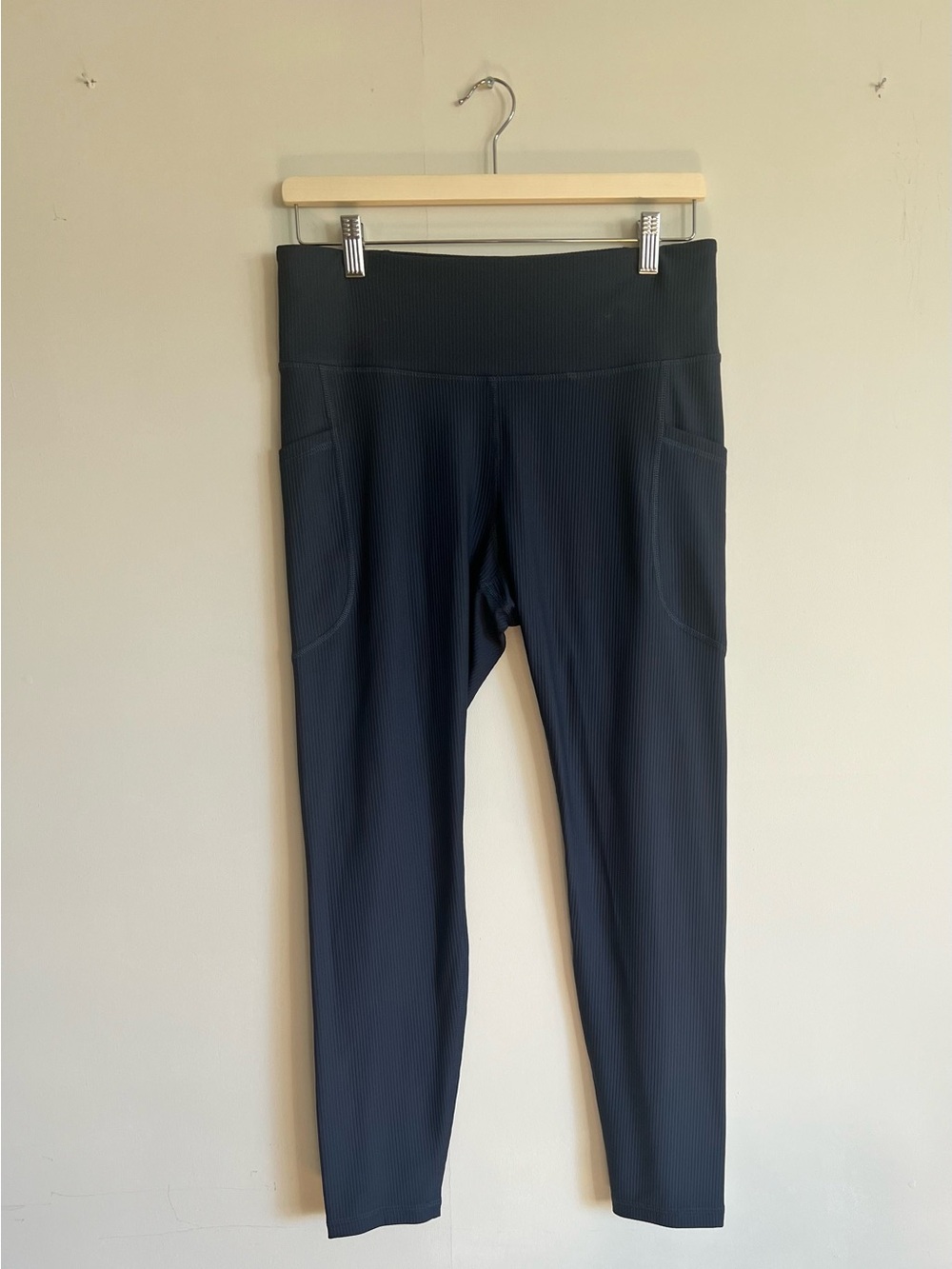 Old Navy PowerSoft Ribbed High Rise Leggings Pockets L